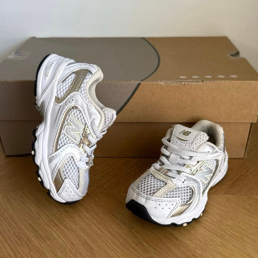 New Balance 530 White/Metallic Gold Toddler Sneakers- SZ 7 C